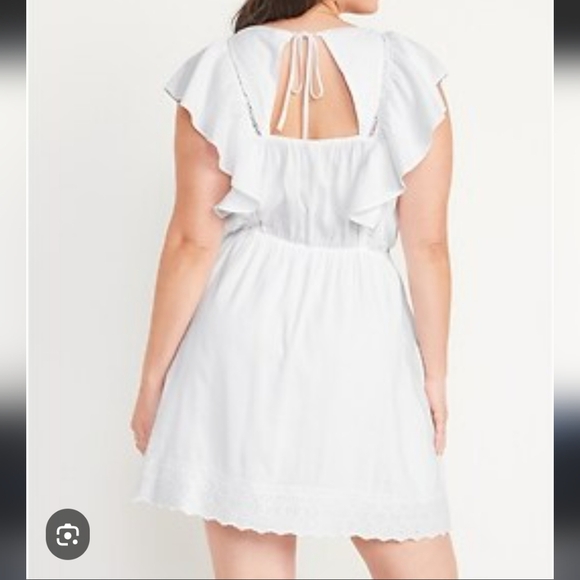 Old Navy Waist Defined Flutter Sleeve Tie Back Mini Dress Size Medium Eyelet - Picture 2 of 10